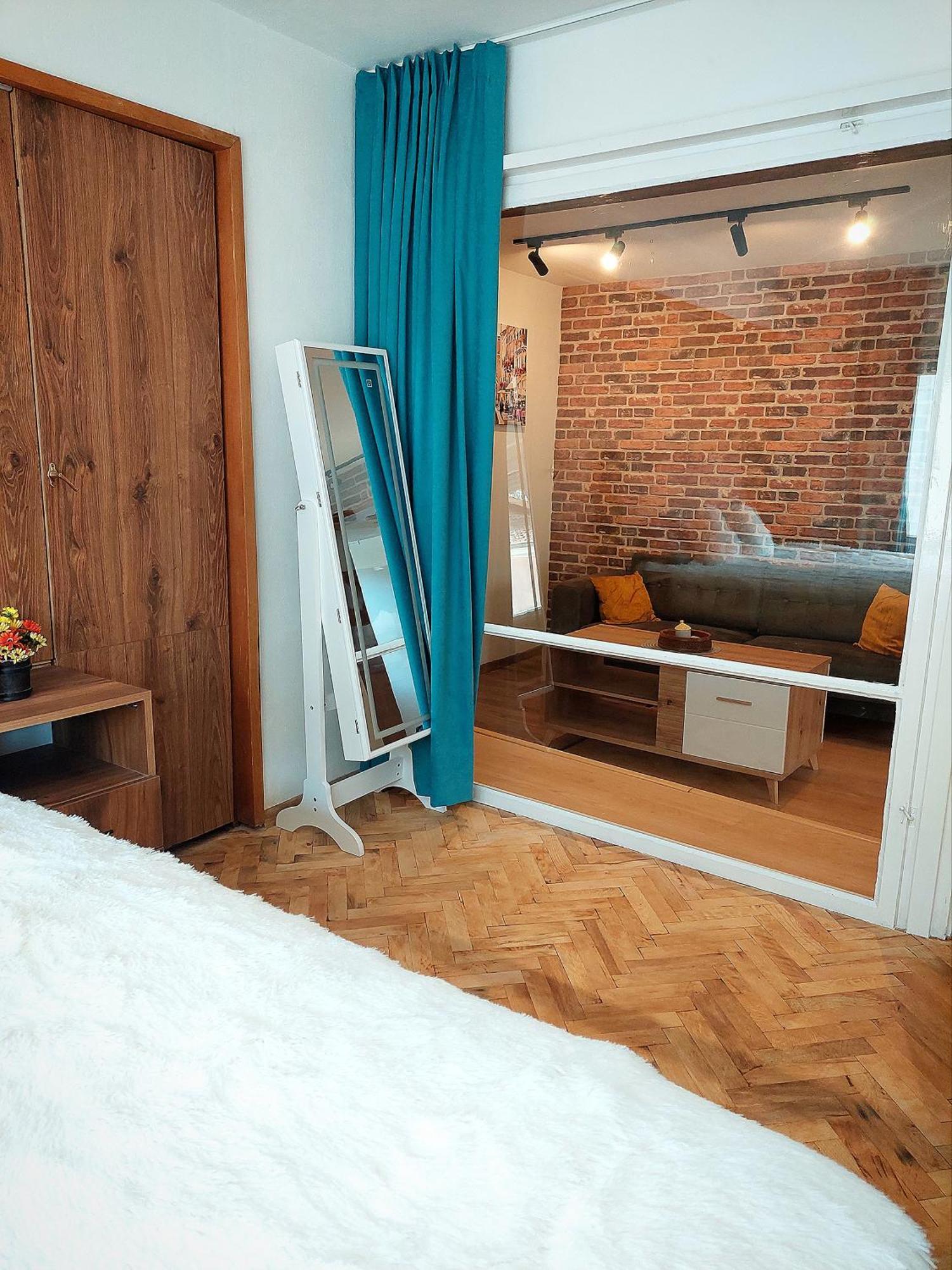 Old-Timer Apartment Варна Екстериор снимка